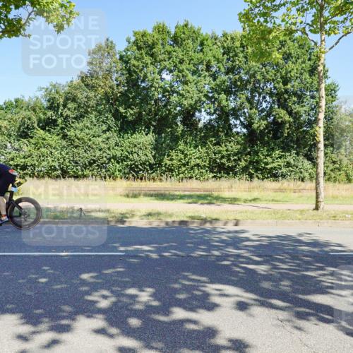 09.08.2026 - GEWOBA Citytriathlon Bremen Michael Burmester http://msf.ph/oto/9959892 09.08.2026 12:34:00 Radfahren 545, 655, 877, 914, 932, 1158 meine-sportfotos.de