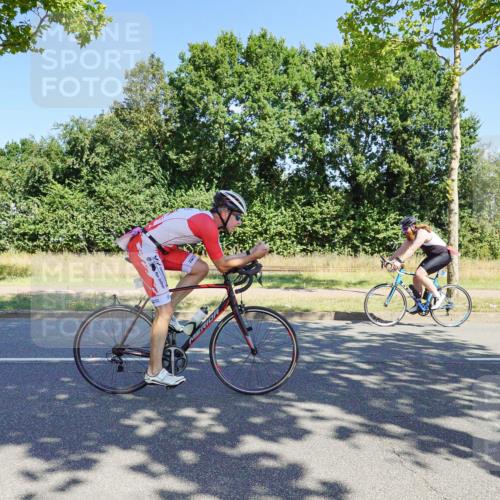09.08.2026 - GEWOBA Citytriathlon Bremen Michael Burmester http://msf.ph/oto/9959904 09.08.2026 12:34:16 Radfahren 545, 611, 655, 877, 1013, 1015, 1143, 1160 meine-sportfotos.de