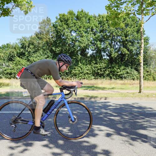 09.08.2026 - GEWOBA Citytriathlon Bremen Michael Burmester http://msf.ph/oto/9959938 09.08.2026 12:35:08 Radfahren 555, 574, 598, 624, 638, 778, 807, 846 meine-sportfotos.de