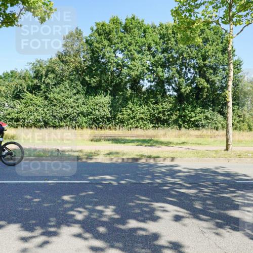 09.08.2026 - GEWOBA Citytriathlon Bremen Michael Burmester http://msf.ph/oto/9959974 09.08.2026 12:35:54 Radfahren 595, 758, 803, 814, 820, 869, 895, 901, 918, 1009, 1155 meine-sportfotos.de