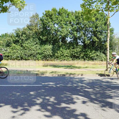 09.08.2026 - GEWOBA Citytriathlon Bremen Michael Burmester http://msf.ph/oto/9959995 09.08.2026 12:36:23 Radfahren 560, 562, 668, 673, 682, 748, 749, 780, 781, 864, 948, 1110, 1118, 1119, 1129, 1139, 1146 meine-sportfotos.de