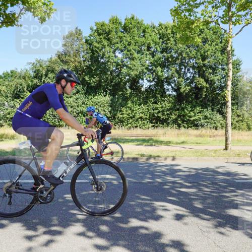 09.08.2026 - GEWOBA Citytriathlon Bremen Michael Burmester http://msf.ph/oto/9959998 09.08.2026 12:36:26 Radfahren 560, 562, 668, 673, 682, 748, 749, 780, 864, 948, 979, 1110, 1118, 1129, 1139, 1146 meine-sportfotos.de