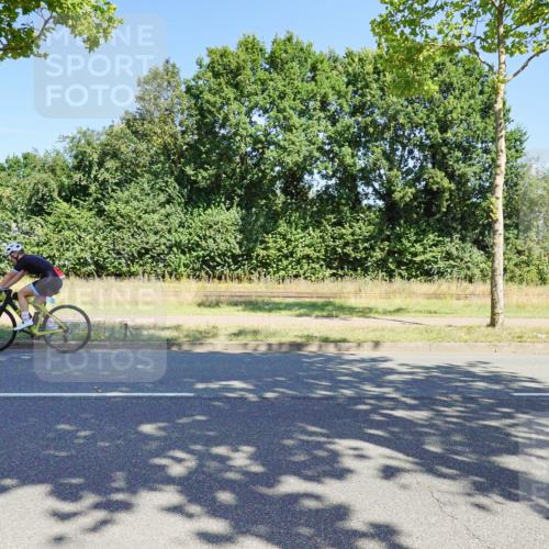 09.08.2026 - GEWOBA Citytriathlon Bremen Michael Burmester http://msf.ph/oto/9960011 09.08.2026 12:36:44 Radfahren 653, 699, 861, 970, 979, 1005, 1147 meine-sportfotos.de
