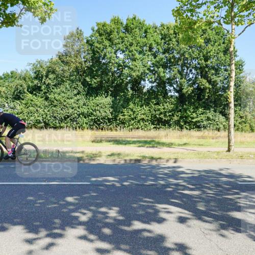 09.08.2026 - GEWOBA Citytriathlon Bremen Michael Burmester http://msf.ph/oto/9960017 09.08.2026 12:36:56 Radfahren 699, 823, 861, 872, 943, 970, 1147 meine-sportfotos.de