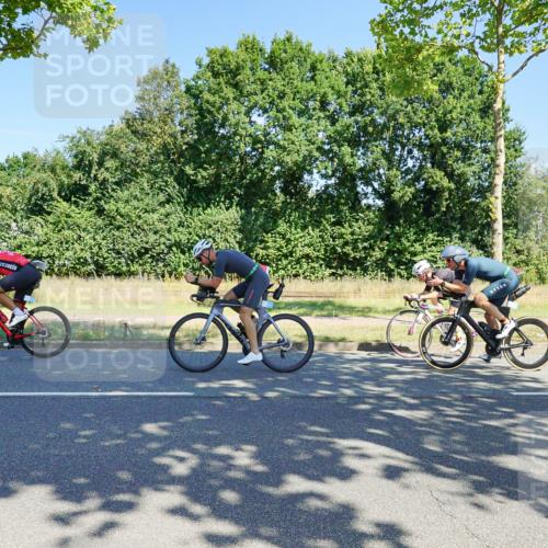 09.08.2026 - GEWOBA Citytriathlon Bremen Michael Burmester http://msf.ph/oto/9960022 09.08.2026 12:37:07 Radfahren 566, 728, 744, 787, 788, 812, 823, 872, 943, 1126, 1142 meine-sportfotos.de