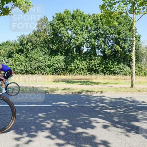 09.08.2026 - GEWOBA Citytriathlon Bremen Michael Burmester http://msf.ph/oto/9960025 09.08.2026 12:37:08 Radfahren 566, 728, 744, 787, 788, 812, 823, 872, 943, 1126, 1142 meine-sportfotos.de