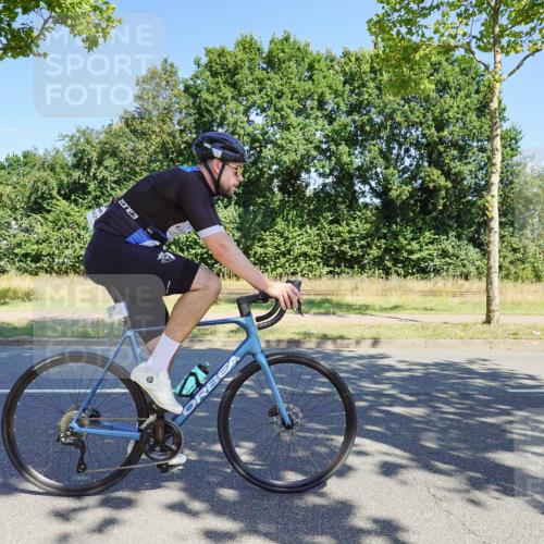 09.08.2026 - GEWOBA Citytriathlon Bremen Michael Burmester http://msf.ph/oto/9960027 09.08.2026 12:37:10 Radfahren 566, 568, 728, 744, 787, 788, 790, 812, 823, 872, 1126, 1142 meine-sportfotos.de