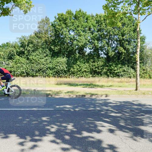 09.08.2026 - GEWOBA Citytriathlon Bremen Michael Burmester http://msf.ph/oto/9960090 09.08.2026 12:38:35 Radfahren 541, 570, 572, 577, 623, 637, 695, 838, 844, 912, 1111, 1156 meine-sportfotos.de