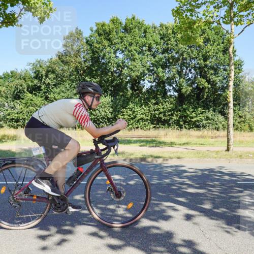 09.08.2026 - GEWOBA Citytriathlon Bremen Michael Burmester http://msf.ph/oto/9960163 09.08.2026 12:40:17 Radfahren 626, 743, 761, 789, 819, 953, 1115, 1127, 1132 meine-sportfotos.de