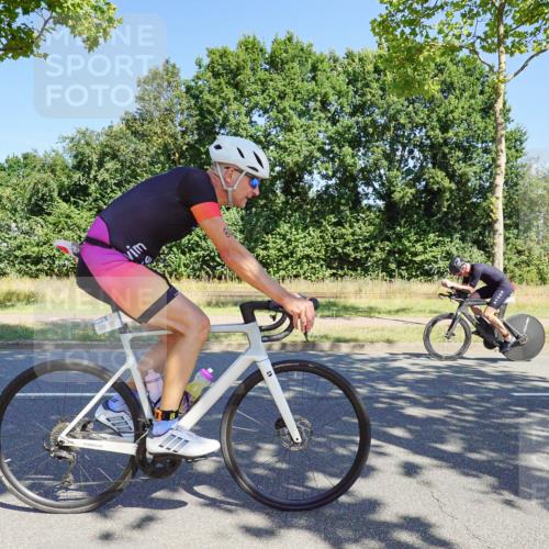 09.08.2026 - GEWOBA Citytriathlon Bremen Michael Burmester http://msf.ph/oto/9960171 09.08.2026 12:40:27 Radfahren 626, 671, 701, 707, 743, 789, 809, 819, 888, 919, 953, 954, 1115, 1127 meine-sportfotos.de