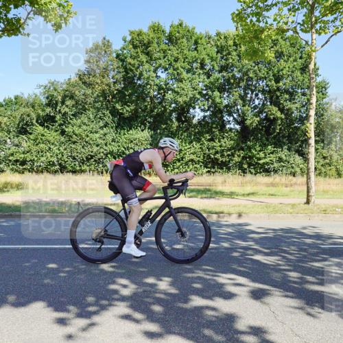 09.08.2026 - GEWOBA Citytriathlon Bremen Michael Burmester http://msf.ph/oto/9960186 09.08.2026 12:40:50 Radfahren 586, 601, 620, 644, 651, 774, 805, 810, 848, 976 meine-sportfotos.de