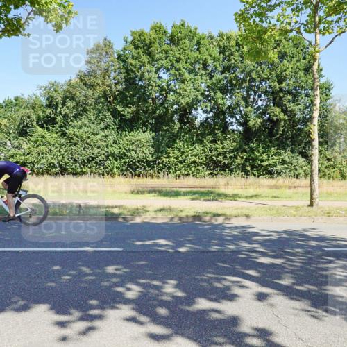 09.08.2026 - GEWOBA Citytriathlon Bremen Michael Burmester http://msf.ph/oto/9960206 09.08.2026 12:41:28 Radfahren 548, 602, 702, 711, 740, 767, 915, 933, 982, 1020, 1159 meine-sportfotos.de
