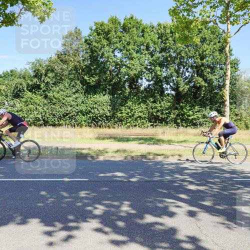 09.08.2026 - GEWOBA Citytriathlon Bremen Michael Burmester http://msf.ph/oto/9960250 09.08.2026 12:42:32 Radfahren 635, 768, 782, 870, 885, 966 meine-sportfotos.de