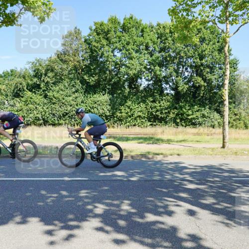 09.08.2026 - GEWOBA Citytriathlon Bremen Michael Burmester http://msf.ph/oto/9960260 09.08.2026 12:42:45 Radfahren 681, 720, 785, 885, 890, 942, 966, 1104, 1140 meine-sportfotos.de