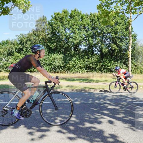 09.08.2026 - GEWOBA Citytriathlon Bremen Michael Burmester http://msf.ph/oto/9960272 09.08.2026 12:43:12 Radfahren 543, 558, 588, 649, 674, 859, 887, 945, 991, 996, 1010 meine-sportfotos.de