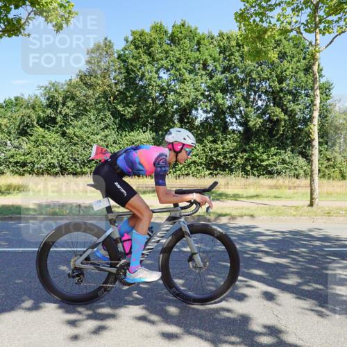 09.08.2026 - GEWOBA Citytriathlon Bremen Michael Burmester http://msf.ph/oto/9960285 09.08.2026 12:43:25 Radfahren 546, 558, 621, 643, 674, 700, 712, 732, 797, 859, 887, 898, 944, 945, 989, 991, 996, 1105, 1108, 1148 meine-sportfotos.de