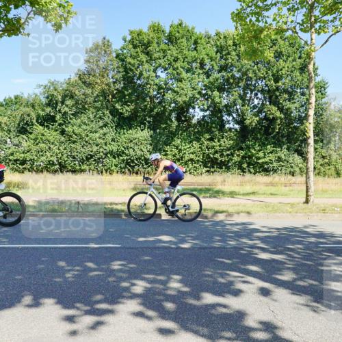 09.08.2026 - GEWOBA Citytriathlon Bremen Michael Burmester http://msf.ph/oto/9960287 09.08.2026 12:43:28 Radfahren 546, 558, 621, 643, 674, 700, 712, 732, 797, 898, 944, 989, 991, 1105, 1108, 1148 meine-sportfotos.de