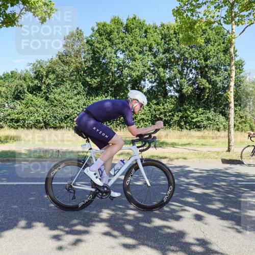 09.08.2026 - GEWOBA Citytriathlon Bremen Michael Burmester http://msf.ph/oto/9960298 09.08.2026 12:43:44 Radfahren 633, 712, 797, 1125 meine-sportfotos.de