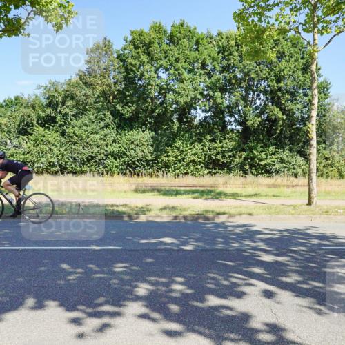 09.08.2026 - GEWOBA Citytriathlon Bremen Michael Burmester http://msf.ph/oto/9960299 09.08.2026 12:43:45 Radfahren 633, 712, 797, 1125 meine-sportfotos.de