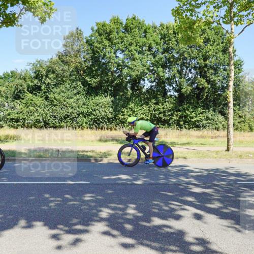 09.08.2026 - GEWOBA Citytriathlon Bremen Michael Burmester http://msf.ph/oto/9960301 09.08.2026 12:43:49 Radfahren 633, 1125 meine-sportfotos.de