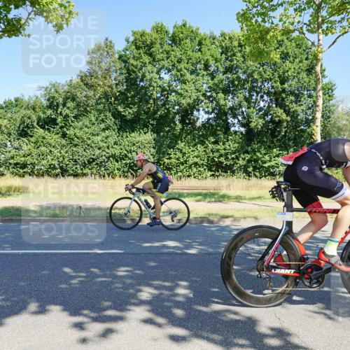 09.08.2026 - GEWOBA Citytriathlon Bremen Michael Burmester http://msf.ph/oto/9960315 09.08.2026 12:44:12 Radfahren 614, 660, 661, 714, 891, 957, 974 meine-sportfotos.de