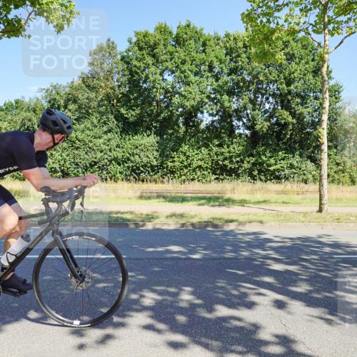 09.08.2026 - GEWOBA Citytriathlon Bremen Michael Burmester http://msf.ph/oto/9960332 09.08.2026 12:44:30 Radfahren 587, 629, 654, 658, 669, 771, 779, 801, 849, 854, 1014, 1106, 1122, 1152 meine-sportfotos.de