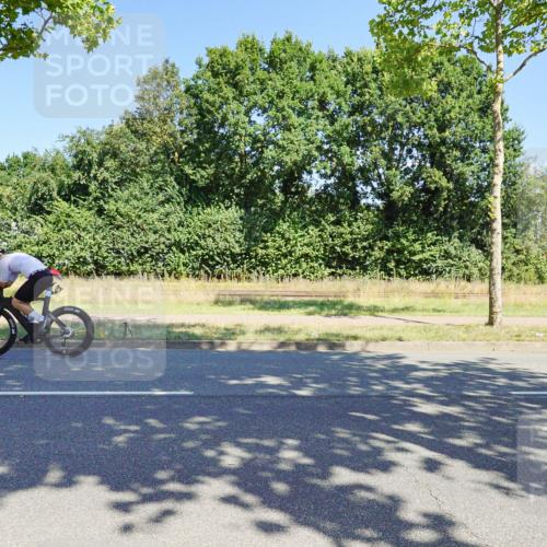 09.08.2026 - GEWOBA Citytriathlon Bremen Michael Burmester http://msf.ph/oto/9960385 09.08.2026 12:45:32 Radfahren 551, 585, 764, 828, 1001, 1004 meine-sportfotos.de