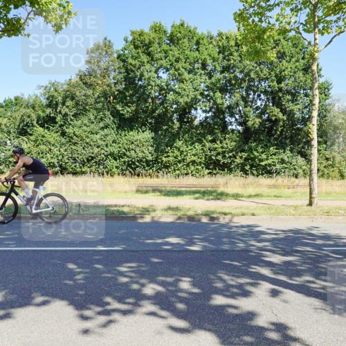 09.08.2026 - GEWOBA Citytriathlon Bremen Michael Burmester http://msf.ph/oto/9960397 09.08.2026 12:45:51 Radfahren 630, 632, 691, 723, 791, 830, 856, 881, 908, 913, 922, 927, 962, 1007, 1011 meine-sportfotos.de