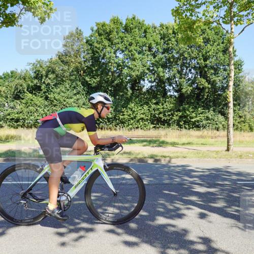 09.08.2026 - GEWOBA Citytriathlon Bremen Michael Burmester http://msf.ph/oto/9960414 09.08.2026 12:46:17 Radfahren 698, 746, 835, 899, 917, 958, 1002 meine-sportfotos.de
