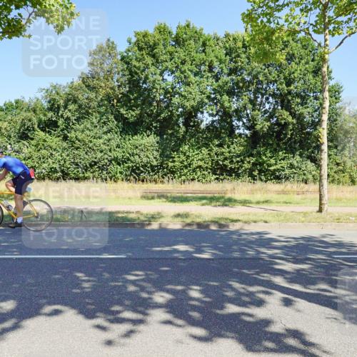 09.08.2026 - GEWOBA Citytriathlon Bremen Michael Burmester http://msf.ph/oto/9960431 09.08.2026 12:46:44 Radfahren 112, 579, 591, 616, 650, 652, 692 meine-sportfotos.de