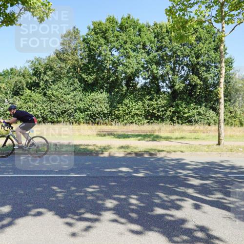 09.08.2026 - GEWOBA Citytriathlon Bremen Michael Burmester http://msf.ph/oto/9960436 09.08.2026 12:46:54 Radfahren 112, 579, 580, 591, 616, 692 meine-sportfotos.de