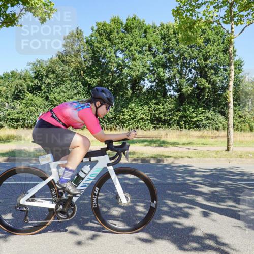 09.08.2026 - GEWOBA Citytriathlon Bremen Michael Burmester http://msf.ph/oto/9960450 09.08.2026 12:47:20 Radfahren 540, 554, 646, 662, 721, 793, 825, 969 meine-sportfotos.de