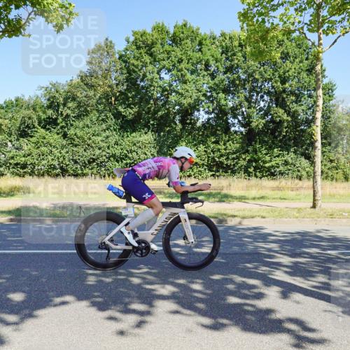 09.08.2026 - GEWOBA Citytriathlon Bremen Michael Burmester http://msf.ph/oto/9960482 09.08.2026 12:48:08 Radfahren 547, 563, 683, 688, 811, 883, 955, 1103, 1116 meine-sportfotos.de