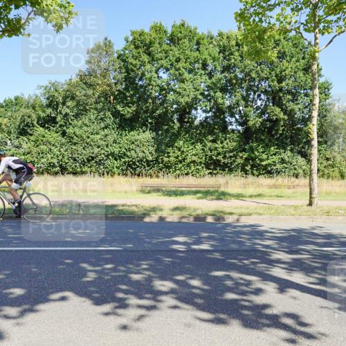 09.08.2026 - GEWOBA Citytriathlon Bremen Michael Burmester http://msf.ph/oto/9960488 09.08.2026 12:48:22 Radfahren 547, 605, 677, 822, 955 meine-sportfotos.de