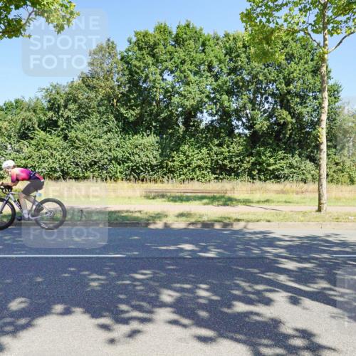 09.08.2026 - GEWOBA Citytriathlon Bremen Michael Burmester http://msf.ph/oto/9960533 09.08.2026 12:49:23 Radfahren 569, 583, 647, 757, 765, 803, 999, 1160 meine-sportfotos.de