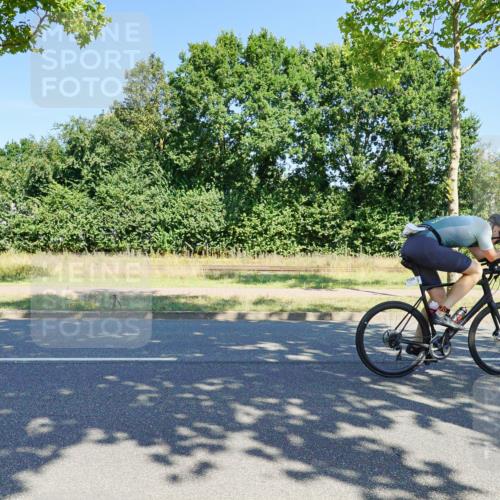 09.08.2026 - GEWOBA Citytriathlon Bremen Michael Burmester http://msf.ph/oto/9960615 09.08.2026 12:51:33 Radfahren 560, 562, 595, 668, 756, 787, 877, 880, 909, 914, 1019, 1110, 1155 meine-sportfotos.de