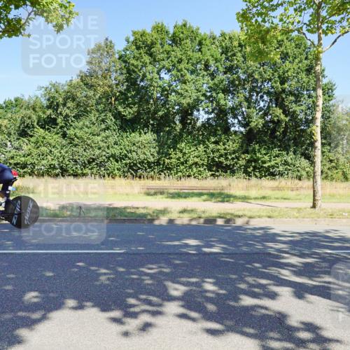 09.08.2026 - GEWOBA Citytriathlon Bremen Michael Burmester http://msf.ph/oto/9960649 09.08.2026 12:52:22 Radfahren 679, 682, 750, 826, 979, 1130 meine-sportfotos.de