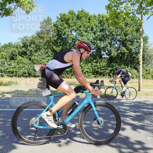 09.08.2026 - GEWOBA Citytriathlon Bremen Michael Burmester http://msf.ph/oto/9960698 09.08.2026 12:53:47 Radfahren 638, 687, 749, 814, 823, 869, 901 meine-sportfotos.de