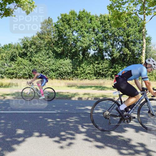 09.08.2026 - GEWOBA Citytriathlon Bremen Michael Burmester http://msf.ph/oto/9960743 09.08.2026 12:54:44 Radfahren 541, 596, 623, 695, 733, 744, 935, 1118, 1142 meine-sportfotos.de