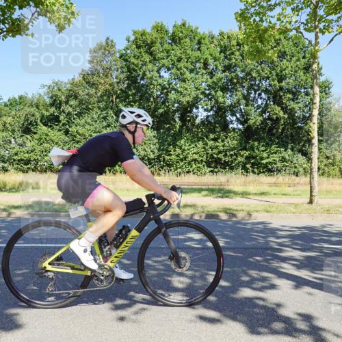 09.08.2026 - GEWOBA Citytriathlon Bremen Michael Burmester http://msf.ph/oto/9960746 09.08.2026 12:54:47 Radfahren 541, 596, 623, 695, 733, 744, 935, 1118, 1142 meine-sportfotos.de