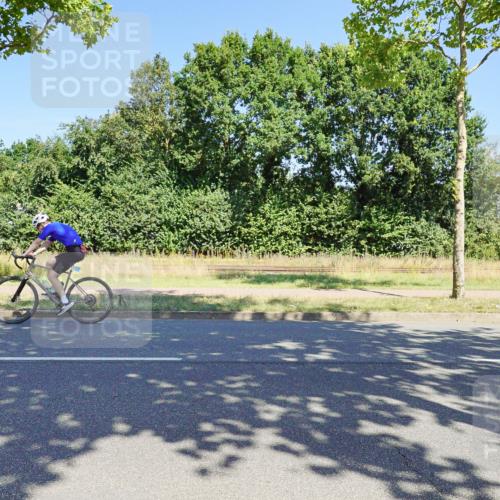 09.08.2026 - GEWOBA Citytriathlon Bremen Michael Burmester http://msf.ph/oto/9960761 09.08.2026 12:55:15 Radfahren 565, 568, 705, 743, 745, 789, 911, 930, 970 meine-sportfotos.de
