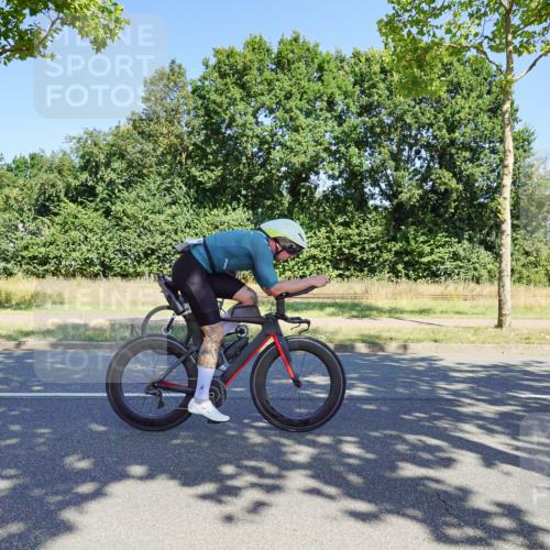 09.08.2026 - GEWOBA Citytriathlon Bremen Michael Burmester http://msf.ph/oto/9960768 09.08.2026 12:55:29 Radfahren 653, 705, 789, 872, 918, 930, 938, 948, 960, 1111, 1131, 1147 meine-sportfotos.de