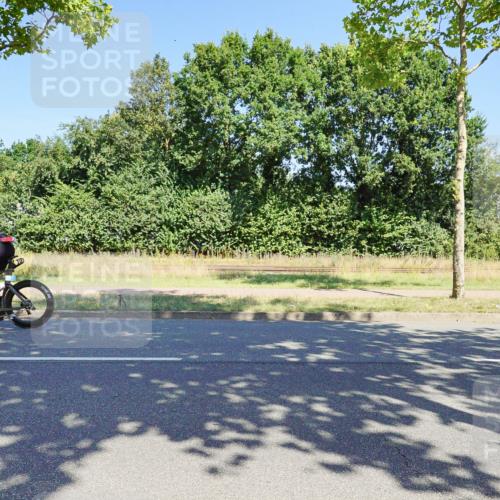 09.08.2026 - GEWOBA Citytriathlon Bremen Michael Burmester http://msf.ph/oto/9960781 09.08.2026 12:55:41 Radfahren 653, 675, 694, 872, 918, 938, 948, 960, 1111, 1131, 1146, 1147 meine-sportfotos.de