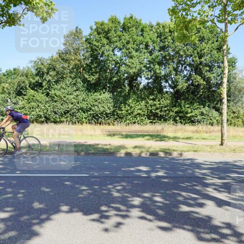 09.08.2026 - GEWOBA Citytriathlon Bremen Michael Burmester http://msf.ph/oto/9960809 09.08.2026 12:56:21 Radfahren 664, 671, 673, 759, 780, 912, 1017, 1126 meine-sportfotos.de