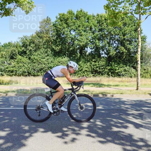 09.08.2026 - GEWOBA Citytriathlon Bremen Michael Burmester http://msf.ph/oto/9960832 09.08.2026 12:57:03 Radfahren 601, 620, 637, 696, 740, 766, 767, 844, 896, 972, 1012, 1109 meine-sportfotos.de