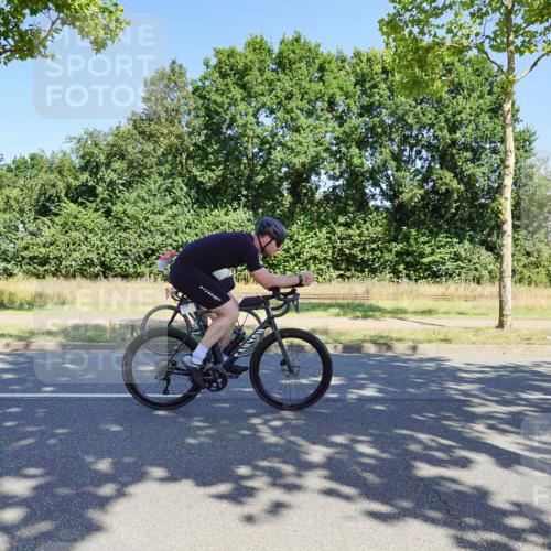 09.08.2026 - GEWOBA Citytriathlon Bremen Michael Burmester http://msf.ph/oto/9960881 09.08.2026 12:58:07 Radfahren 548, 578, 602, 625, 651, 718, 931, 943, 976, 998, 1003, 1121, 1154 meine-sportfotos.de