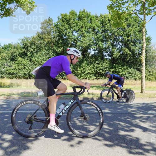 09.08.2026 - GEWOBA Citytriathlon Bremen Michael Burmester http://msf.ph/oto/9960943 09.08.2026 13:00:06 Radfahren 543, 674, 771, 849, 942, 1159 meine-sportfotos.de