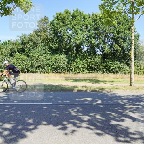 09.08.2026 - GEWOBA Citytriathlon Bremen Michael Burmester http://msf.ph/oto/9960982 09.08.2026 13:00:53 Radfahren 933, 940, 944, 989, 1004, 1104, 1107 meine-sportfotos.de