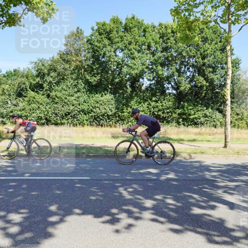 09.08.2026 - GEWOBA Citytriathlon Bremen Michael Burmester http://msf.ph/oto/9960985 09.08.2026 13:00:58 Radfahren 644, 785, 843, 944, 1004, 1107 meine-sportfotos.de