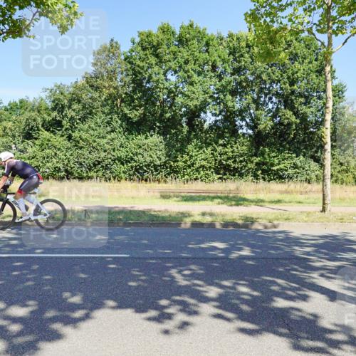 09.08.2026 - GEWOBA Citytriathlon Bremen Michael Burmester http://msf.ph/oto/9960988 09.08.2026 13:01:02 Radfahren 558, 643, 644, 782, 785, 843, 944, 1004, 1107 meine-sportfotos.de